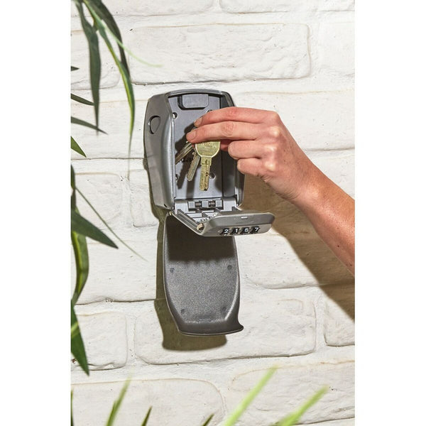 V6HB1C5B256009F8D58F39A4F178349092FR3914985P2