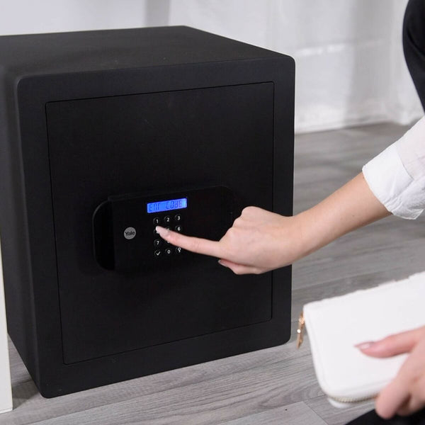 V3HC175E8676A5E339E0B76BF760C32961CR7214720P3